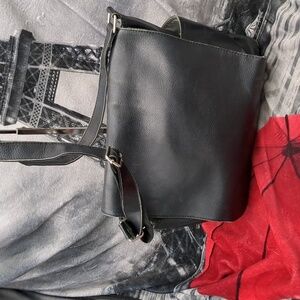 Piel messenger bag